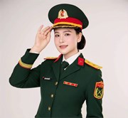 Trung tá, ca sĩ Nhật Huyền: Không ngại 